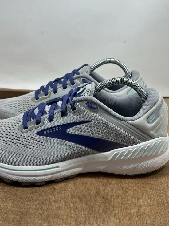 Brooks Adrenaline GTS 22 Womens Size 9.5 Grey Running Shoes - Picture 1 of 9